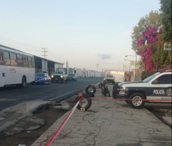 SAN MARTÍN TEXMELUCAN Y TEPETITLA DE LARDIZÁBAL, SUMAN ESFUERZOS PARA PREVENIR CONTAGIOS POR COVID19, MEDIANTE OPERATIVO EN ZONA DEL TIANGUIS4